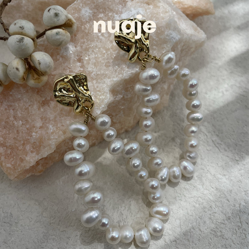 Boucles d'oreilles en pierre de lune Pearl Embrace