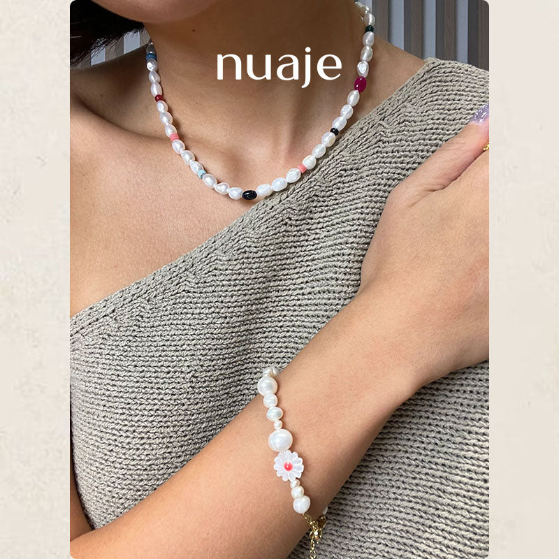 Daisy Dreams Pearl Bracelet