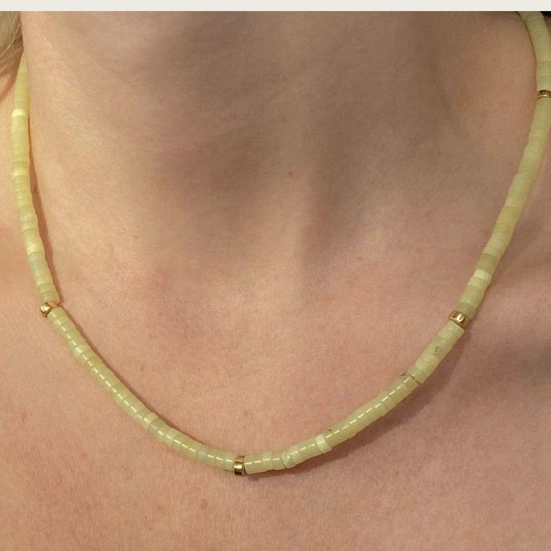 Collier en jade citronné de Bohème