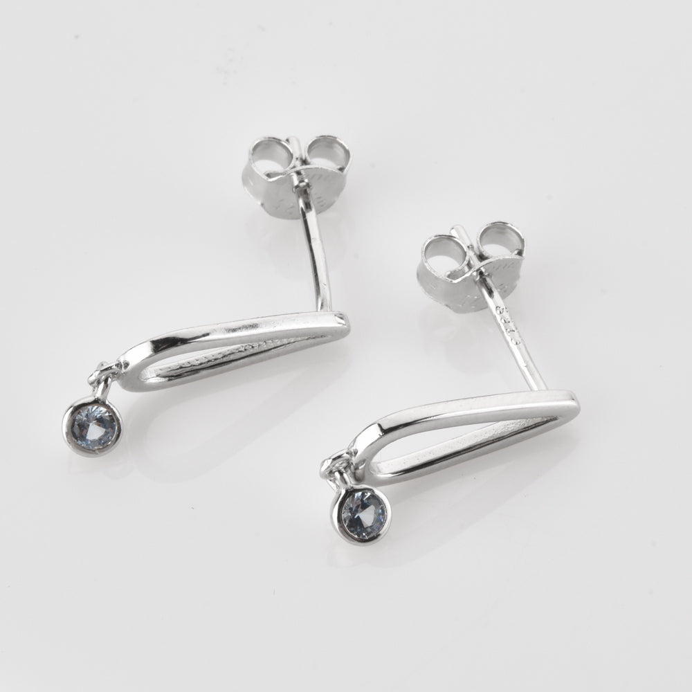 Boucles d'oreilles pendantes scintillantes en zircon